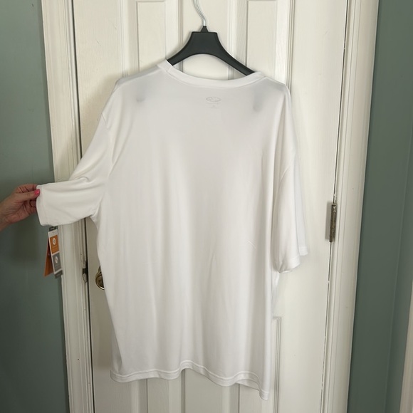 White t shirt - Picture 2 of 2